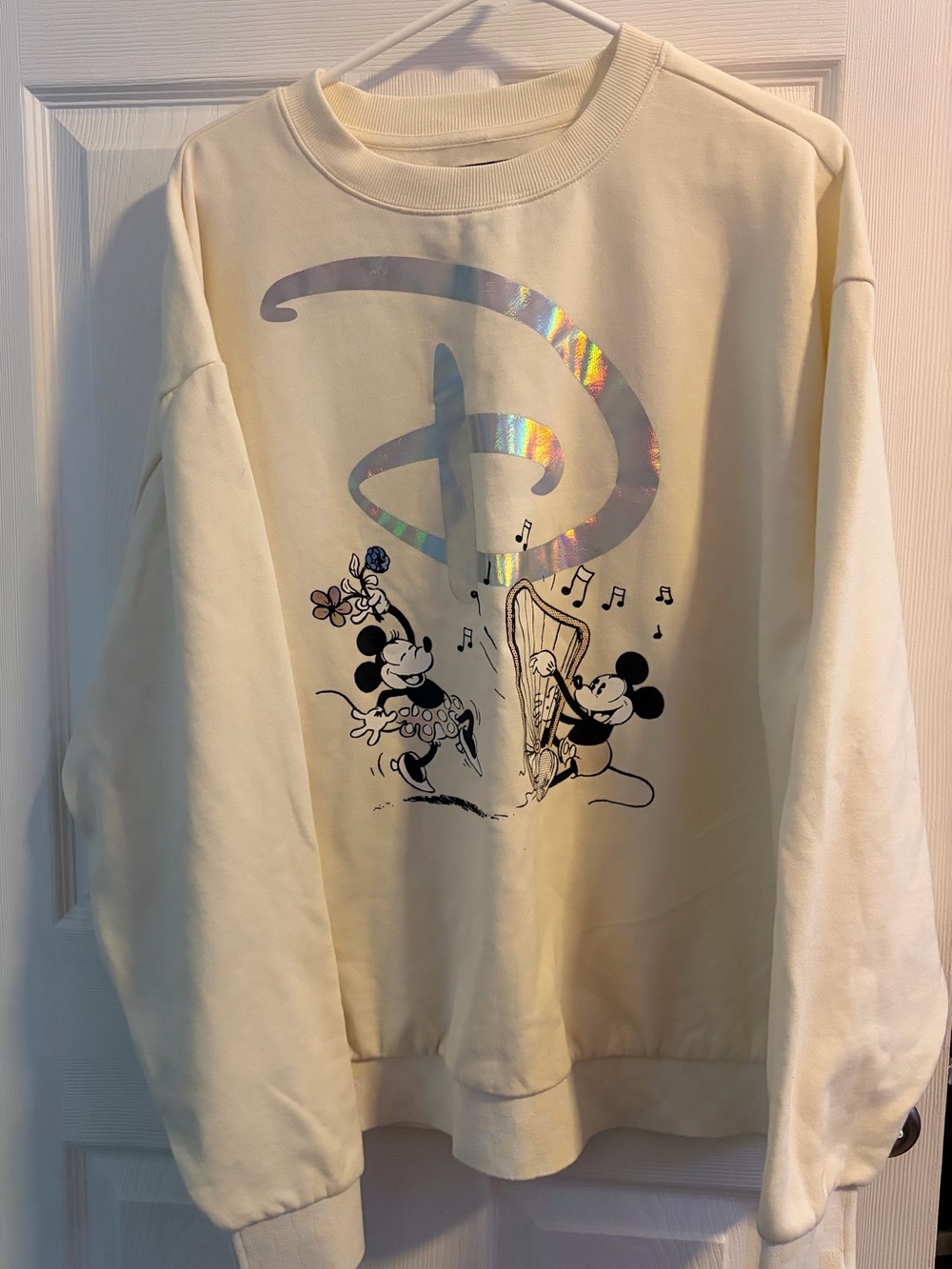Vans Disney Cream Crewneck with Holographic Logo and Mickey & Minnie oversized L